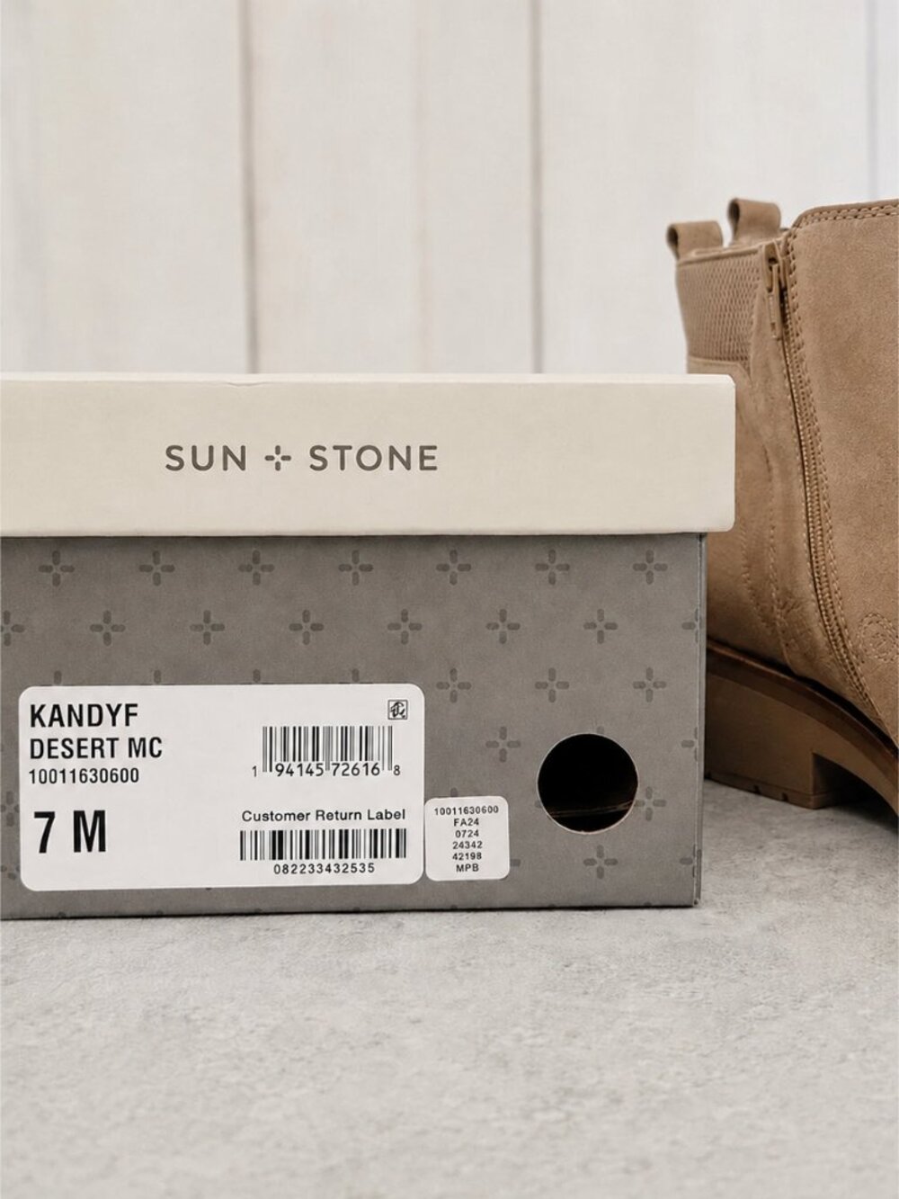 Sun + Stone Kandy Tan Chelsea Ankle Boots Women’s 7M NIB Lug Sole - Picture 6 of 6